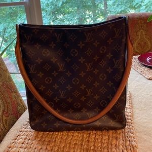 Louis Vuitton Looping GM